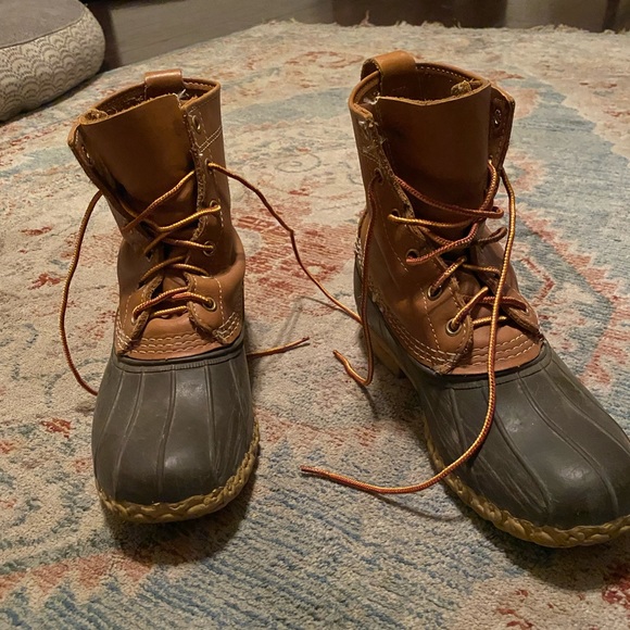 L.L Bean Boots 8” Insulated - Picture 7 of 9